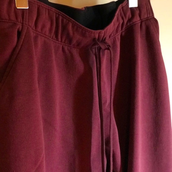 Nike dri-fit high waisted sweatpants - Picture 10 of 10